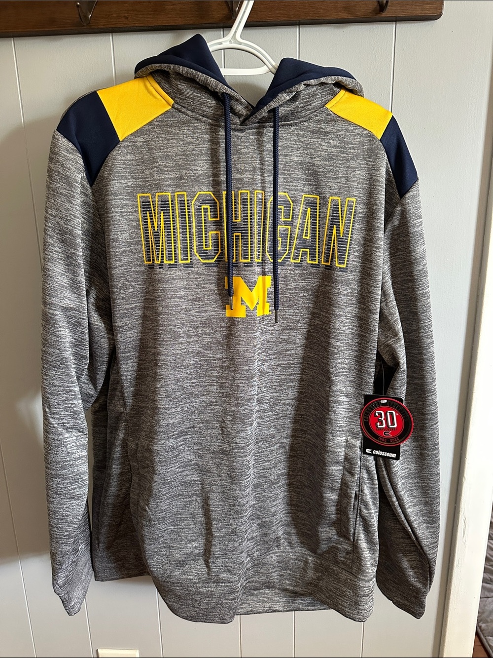 NWT Colosseum Michigan Gray Hooded Pullover with Yellow & Navy Accents